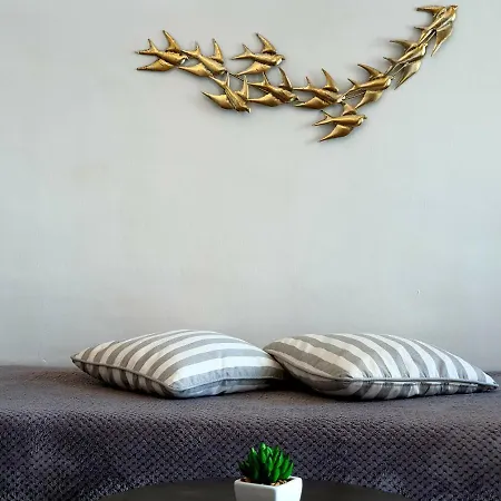 Aqua & Terra Traditional Cave * Ия