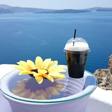 Aqua & Terra Traditional Cave