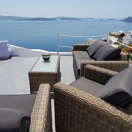 Villa Aqua & Terra Traditional Cave *