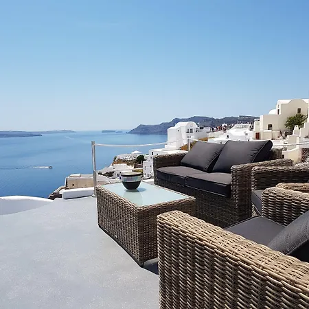 Villa Aqua & Terra Traditional Cave Oia