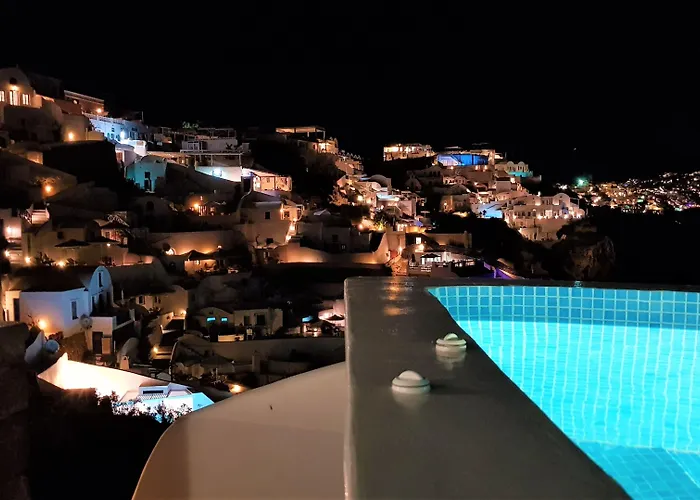 水及陶土传统洞穴公寓 * 伊亚