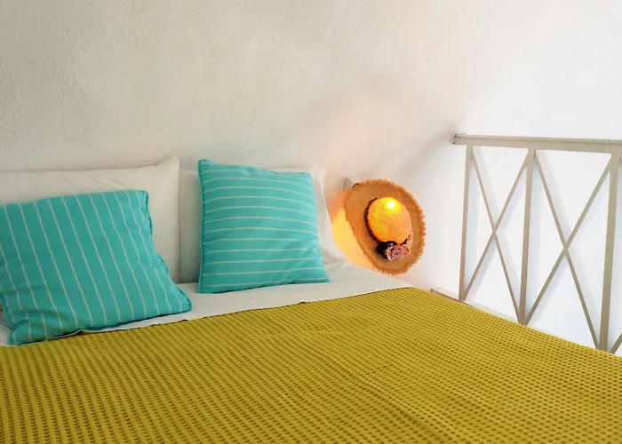 水及陶土传统洞穴公寓 * 伊亚