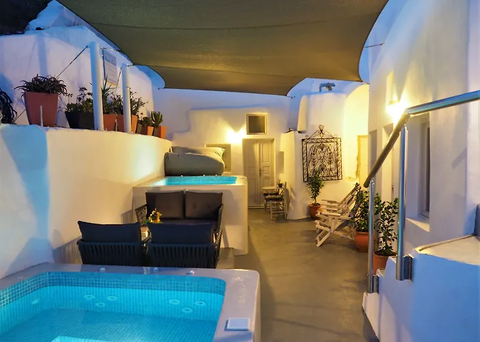 水及陶土传统洞穴公寓