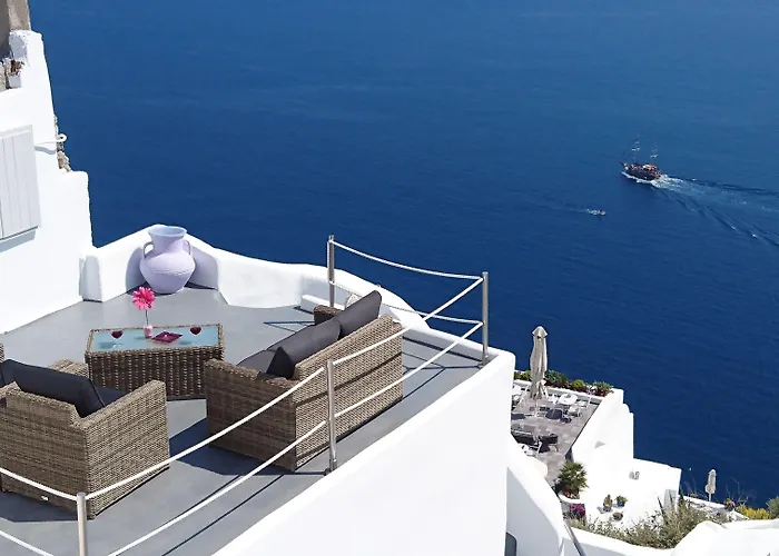 水及陶土传统洞穴公寓 * 伊亚