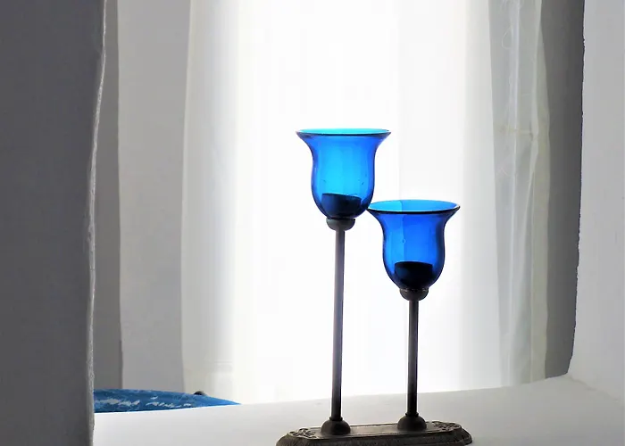 Aqua & Terra Traditional Cave Villa Oia (Santorini)