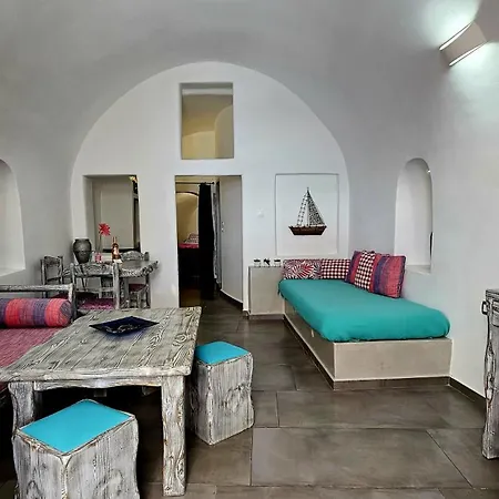 Villa Aqua & Terra Traditional Cave Oia